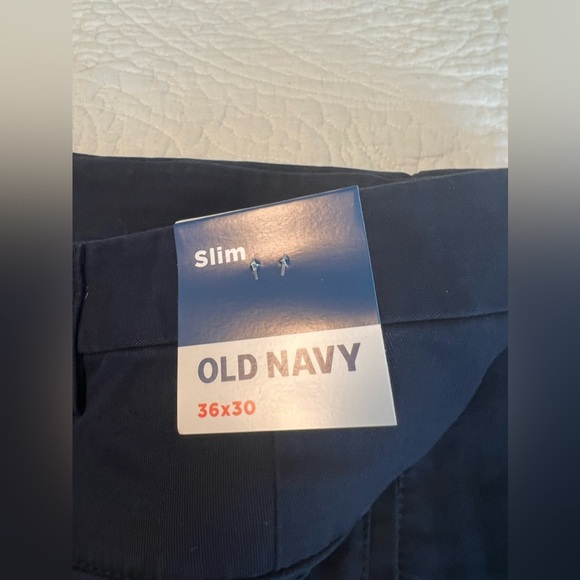 Old Navy Men’s Slim Built-In Flex Rotation Chino NWT 36x30 - Navy - Picture 4 of 5